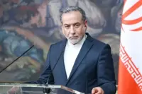 عراقچی خطاب به مکرون: دیگر برای فرافکنی دیر شده است