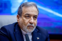 عراقچی: وقت آن رسیده که واشنگتن خود را از غل و زنجیر لابی اسرائیل رها کند
