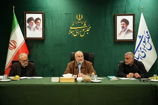 قالیباف: دولت و مجلس برای مدیریت شرایط اقتصادی به فهم مشترک برسند